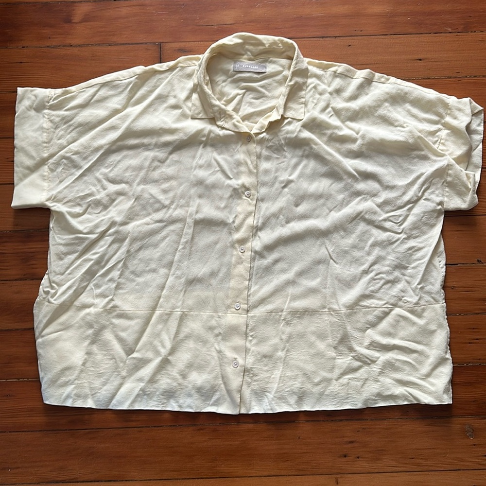 Silk butter yellow Everlane blouse size 14